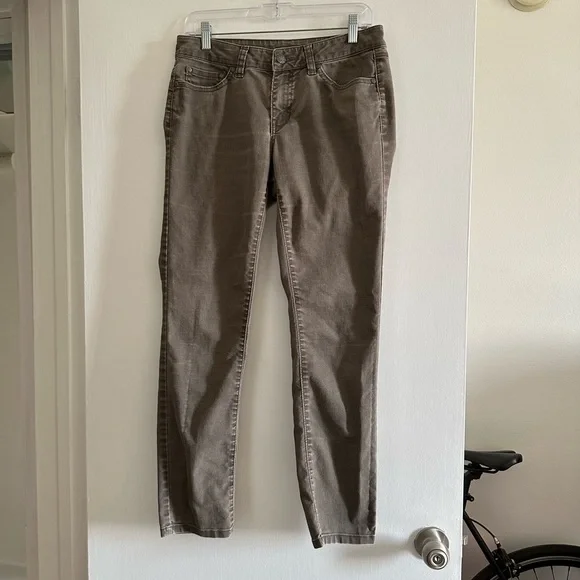 PrAna Brown/Gray Classic Denim Stretch Jeans size 4/27 Short EUC - Picture 1 of 9